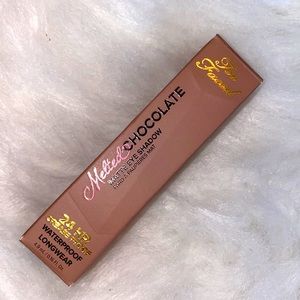 Too Faced 24H crease/water proof matte eyeshadow